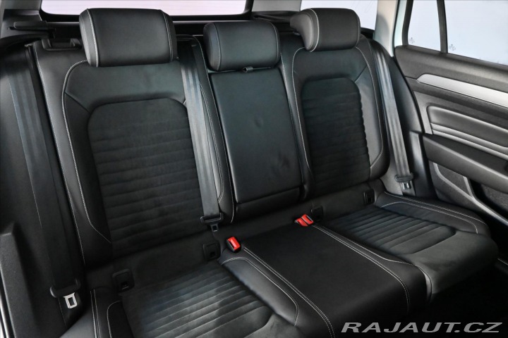 Volkswagen Passat 2,0 TDi 110 kW DSG *ELEGA 2020
