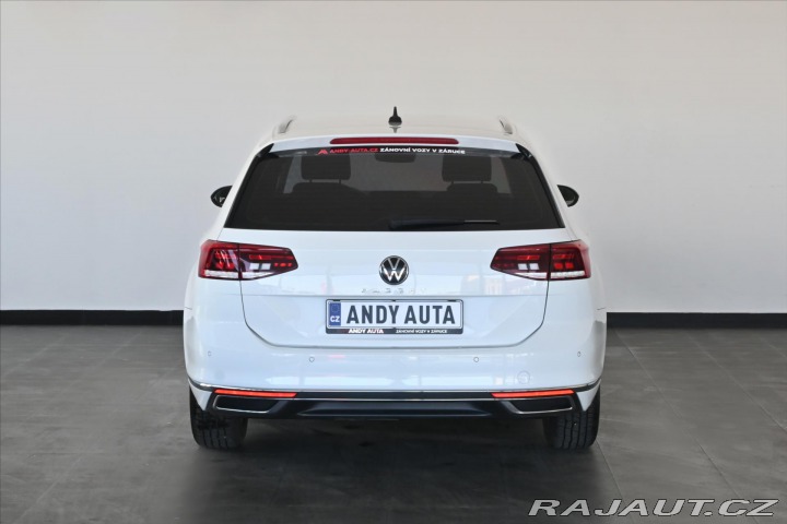 Volkswagen Passat 2,0 TDi 110 kW DSG *ELEGA 2020