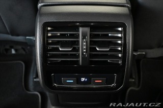 Volkswagen Passat 2,0 TDi 110 kW DSG *ELEGA 2020