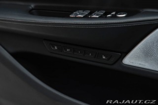 BMW Ostatní modely M760Li xDrive, Nočné vide 2021