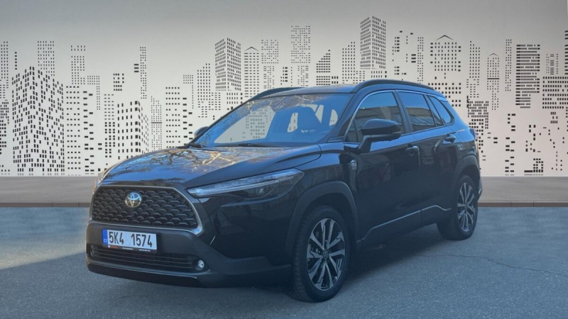 Toyota Corolla Cross 2,0 Hybrid e-CVT Executiv