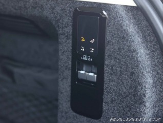 Land Rover Range Rover P460e *HUD*Ťažné*ClearSi 2025