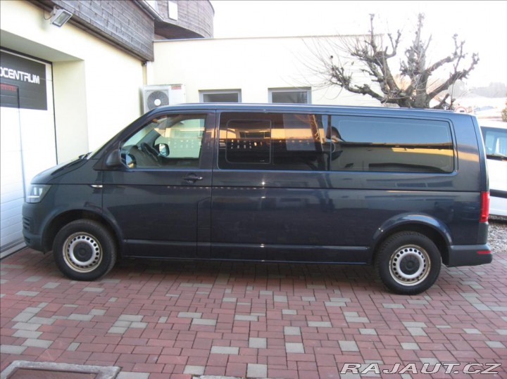 Volkswagen Transporter 2,0 TDI 150PS L2H1 Kombi 2017