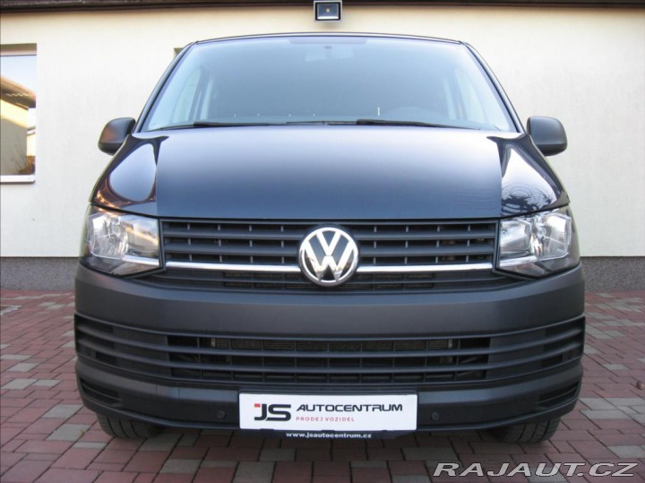 Volkswagen Transporter 2,0 TDI 150PS L2H1 Kombi 2017