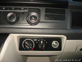 Volkswagen Transporter 2,0 TDI 150PS  L2H1 Kombi 2017