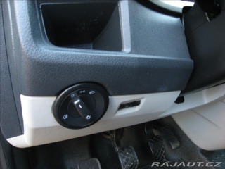 Volkswagen Transporter 2,0 TDI 150PS  L2H1 Kombi 2017