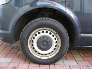 Volkswagen Transporter 2,0 TDI 150PS  L2H1 Kombi 2017