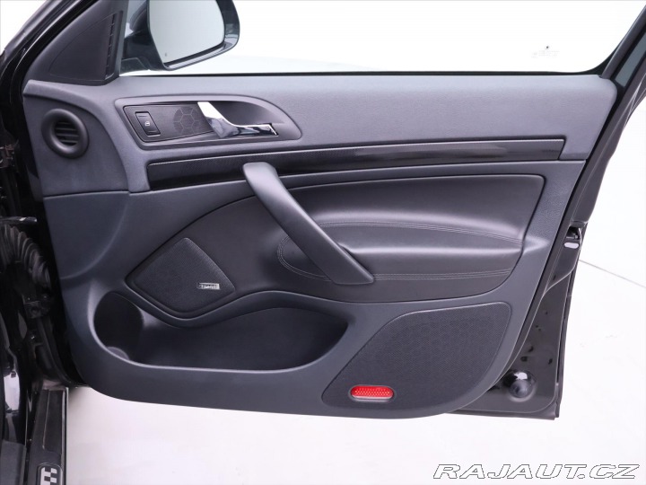 Škoda Octavia 2,0 TFSi RS DSG 2011