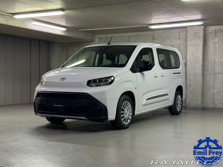 Toyota ProAce City Verso Business 1,2 Long 7 míst 2025