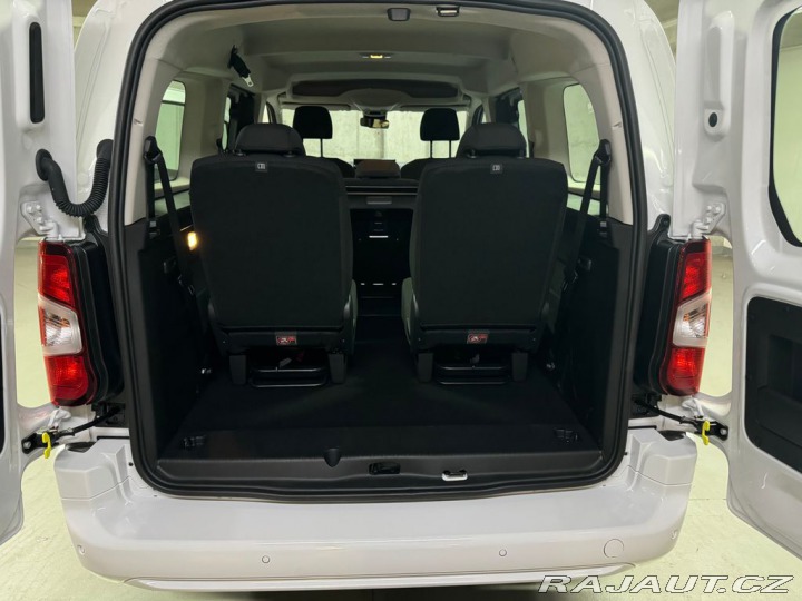Toyota ProAce City Verso Business 1,2 Long 7 míst 2025