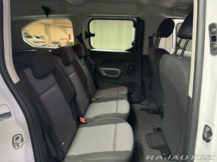 Toyota ProAce City Verso Business 1,2 Long 7 míst 2025