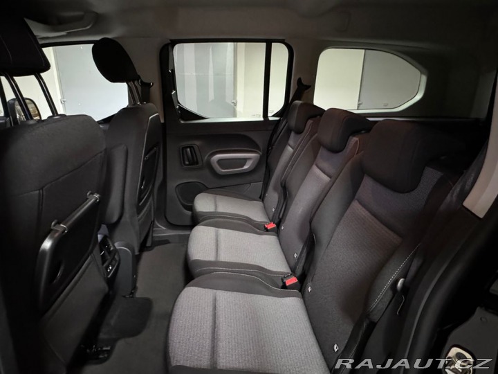 Toyota ProAce City Verso Family 1,5 AT Long 2025