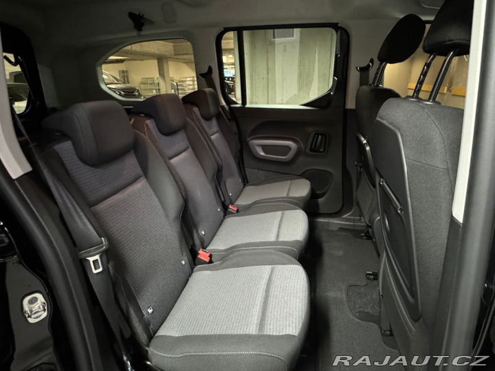 Toyota ProAce City Verso Family 1,5 AT Long 2025