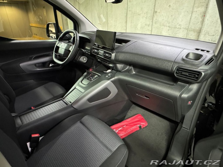 Toyota ProAce City Verso Family 1,5 AT Long 2025