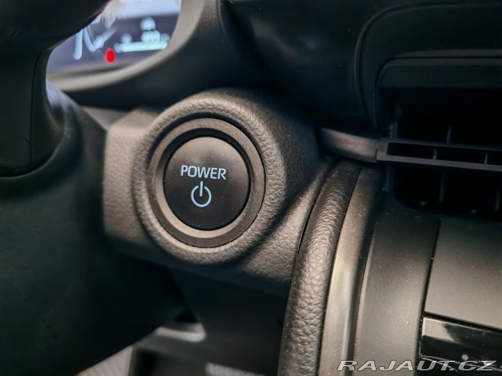 Toyota C-HR 2.0 Hybrid 135kW E-CVT St 2023