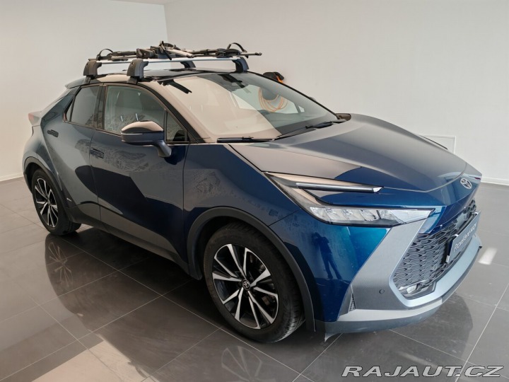 Toyota C-HR 2.0 Hybrid 135kW E-CVT St 2023