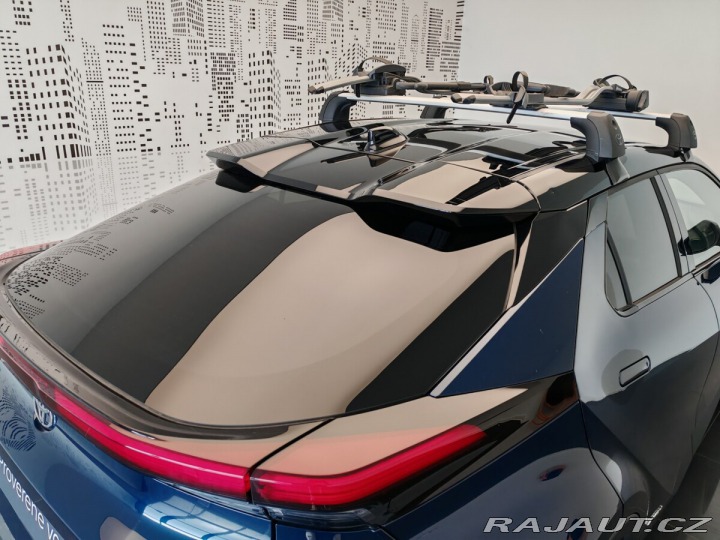 Toyota C-HR 2.0 Hybrid 135kW E-CVT St 2023