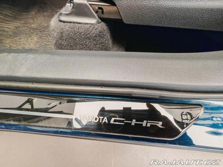 Toyota C-HR 2.0 Hybrid 135kW E-CVT Ex 2023