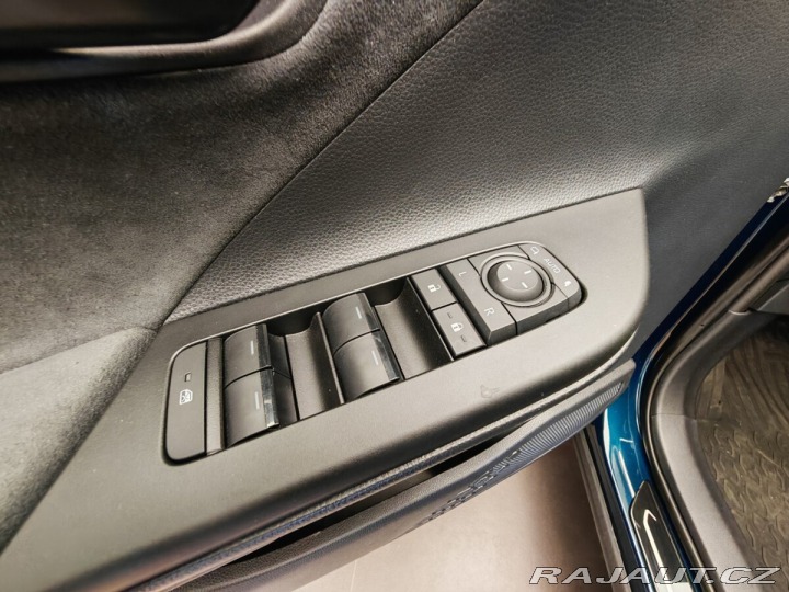 Toyota C-HR 2.0 Hybrid 135kW E-CVT Ex 2023