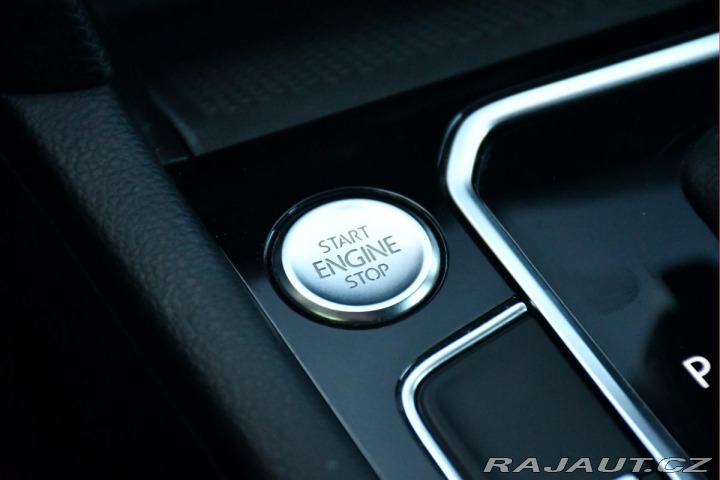Volkswagen Arteon 2,0TSi R-LINE NAVI ČR 1.M 2020