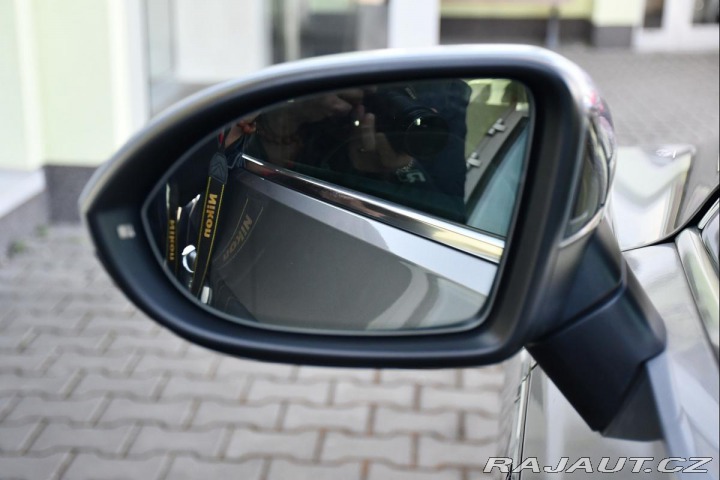 Volkswagen Arteon 2,0TSi R-LINE NAVI ČR 1.M 2020