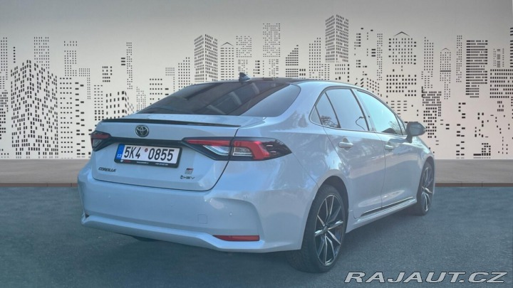Toyota Corolla 1,8 Hybrid e-CVT GR SPORT 2024