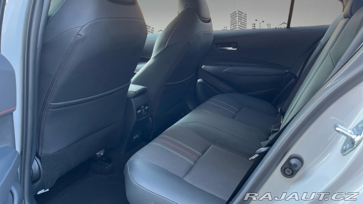 Toyota Corolla 1,8 Hybrid e-CVT GR SPORT 2024