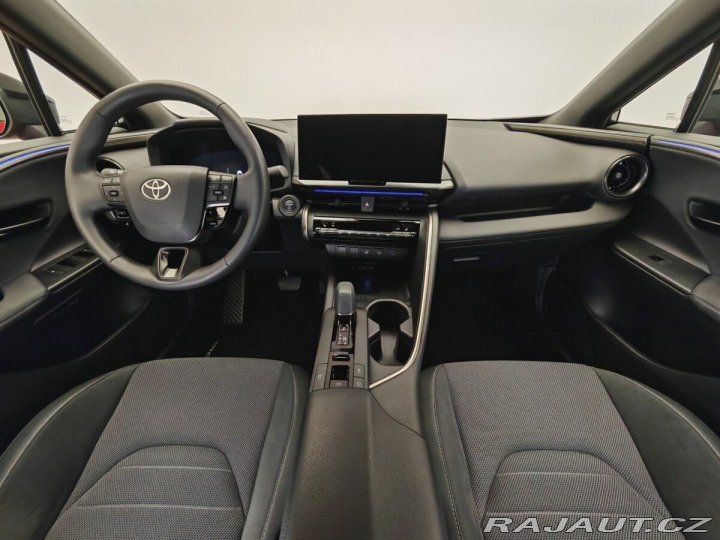 Toyota C-HR 2,0 Hybrid e-CVT Executiv 2024