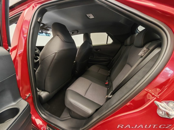 Toyota C-HR 2.0 Hybrid 4x2 Executive 2024