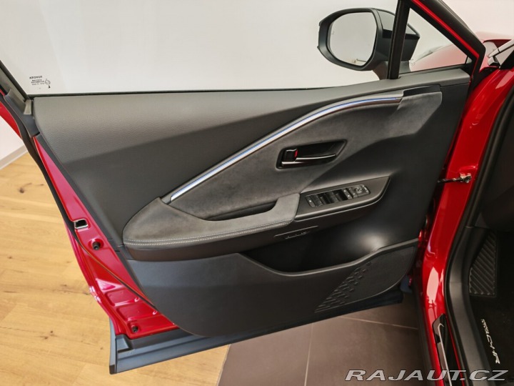 Toyota C-HR 2.0 Hybrid 4x2 Executive 2024