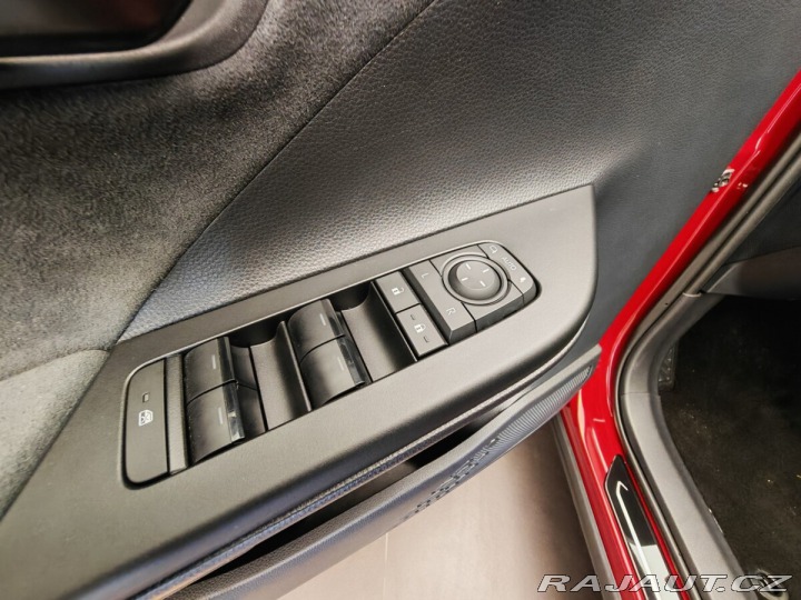 Toyota C-HR 2.0 Hybrid 4x2 Executive 2024