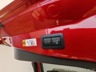 Toyota C-HR 2,0 Hybrid e-CVT Executiv 2024
