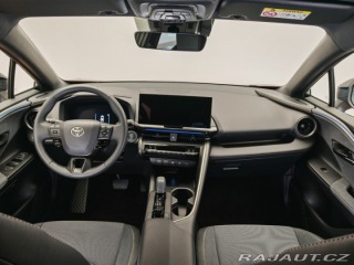 Toyota C-HR 2,0 Hybrid e-CVT Executiv 2024