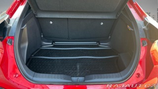 Toyota C-HR 2,0 Hybrid e-CVT Executiv 2024
