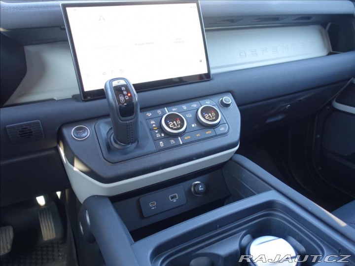 Land Rover Defender 3,0 P400 110 X-Dynamic SE 2022