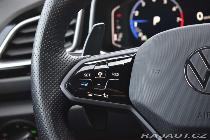 Volkswagen T-Roc R 221kW*4x4*TAŽNÉ*MODEL 2 2022