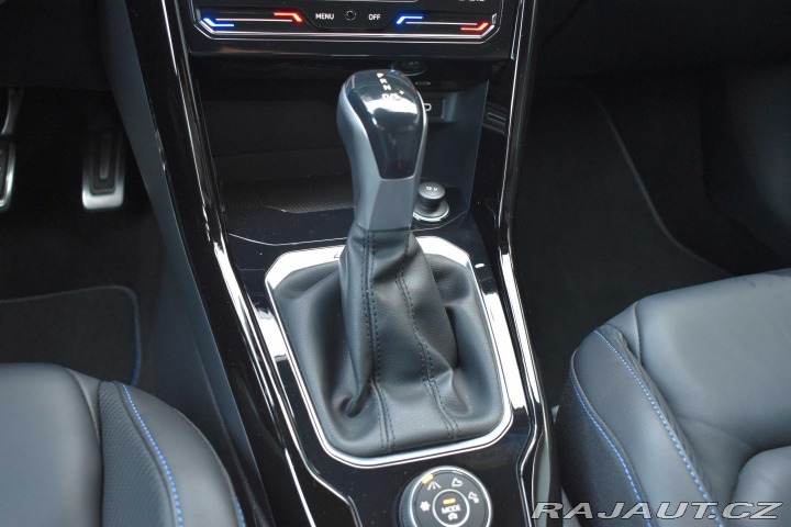 Volkswagen T-Roc R 221kW*4x4*TAŽNÉ*MODEL 2 2022