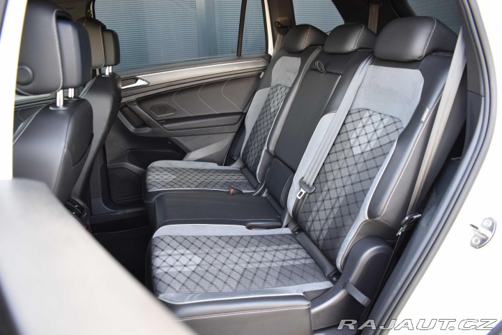 Volkswagen Tiguan Allspace 4x4 147kW R-LINE*TAŽNÉ*7. 2022