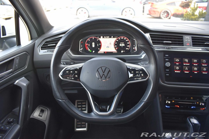 Volkswagen Tiguan Allspace 4x4 147kW R-LINE*TAŽNÉ*7. 2022