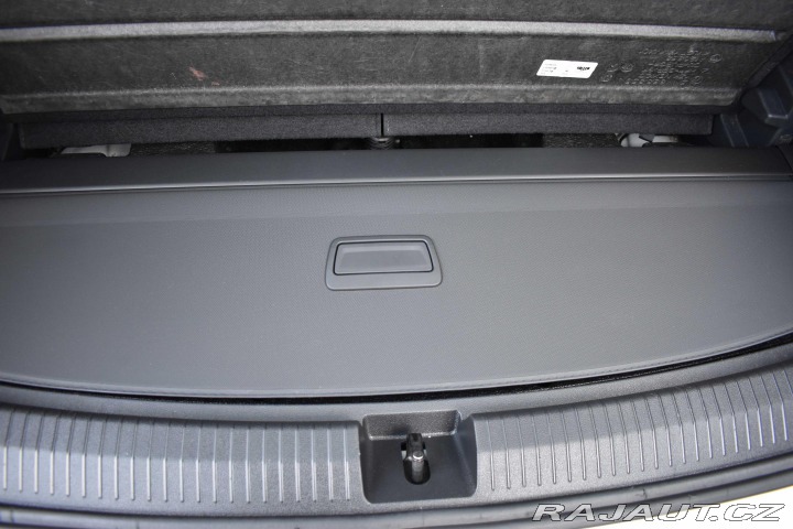 Volkswagen Tiguan Allspace 4x4 147kW R-LINE*TAŽNÉ*7. 2022