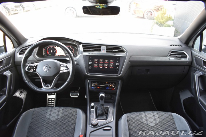 Volkswagen Tiguan Allspace 4x4 147kW R-LINE*TAŽNÉ*7. 2022