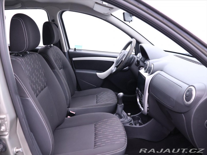 Dacia Sandero 1,2 i Arctica Klimatizace 2012