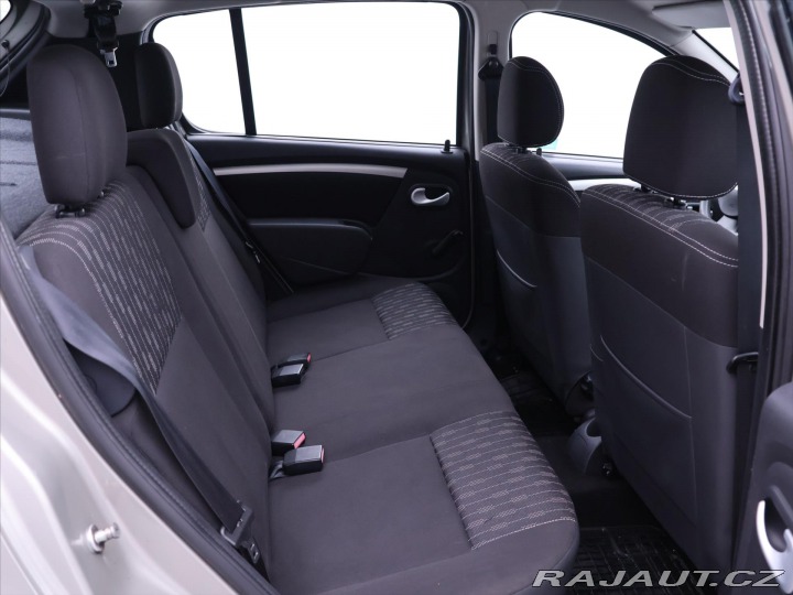Dacia Sandero 1,2 i Arctica Klimatizace 2012