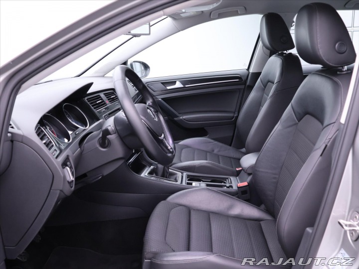 Volkswagen Golf 1,6 TDI Highline CZ 2015