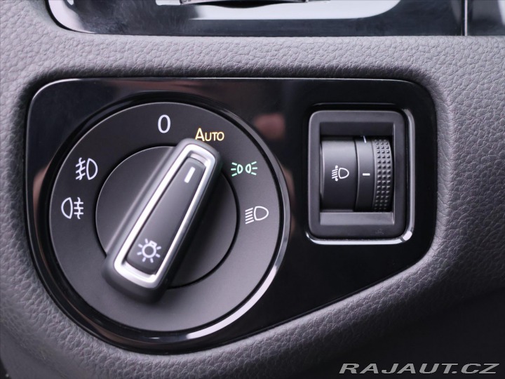 Volkswagen Golf 1,6 TDI Highline CZ 2015