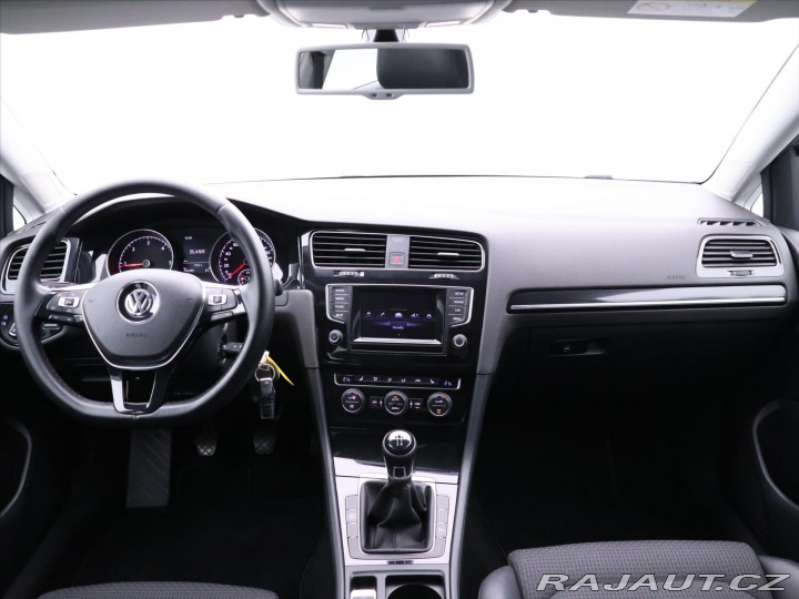Volkswagen Golf 1,6 TDI Highline CZ 2015