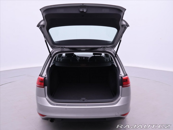 Volkswagen Golf 1,6 TDI Highline CZ 2015