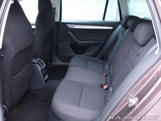 Škoda Octavia 2,0 TDI Style-Sport Navi 2016