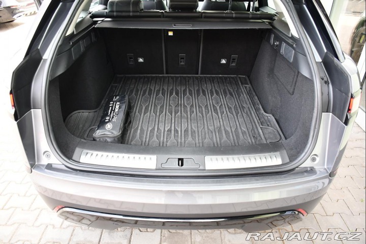 Land Rover Range Rover Velar P300 SE MERIDIAN 1M ČR 2020