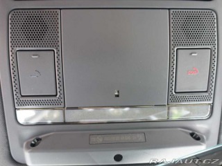 Land Rover Defender 110 3,0 X-Dynamic SE D200 2025